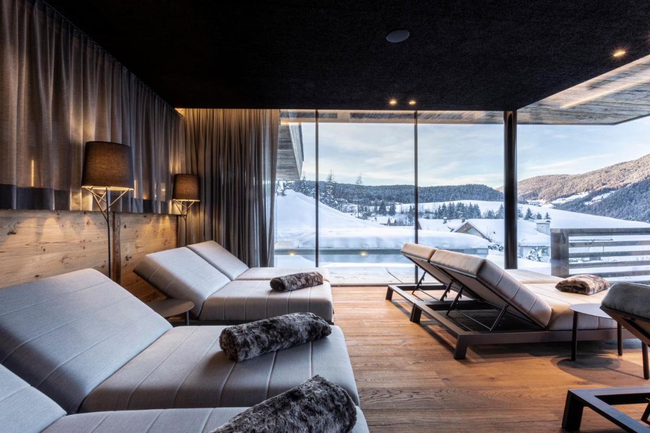Hotel Niblea Dolomites Ortisei Esterno foto