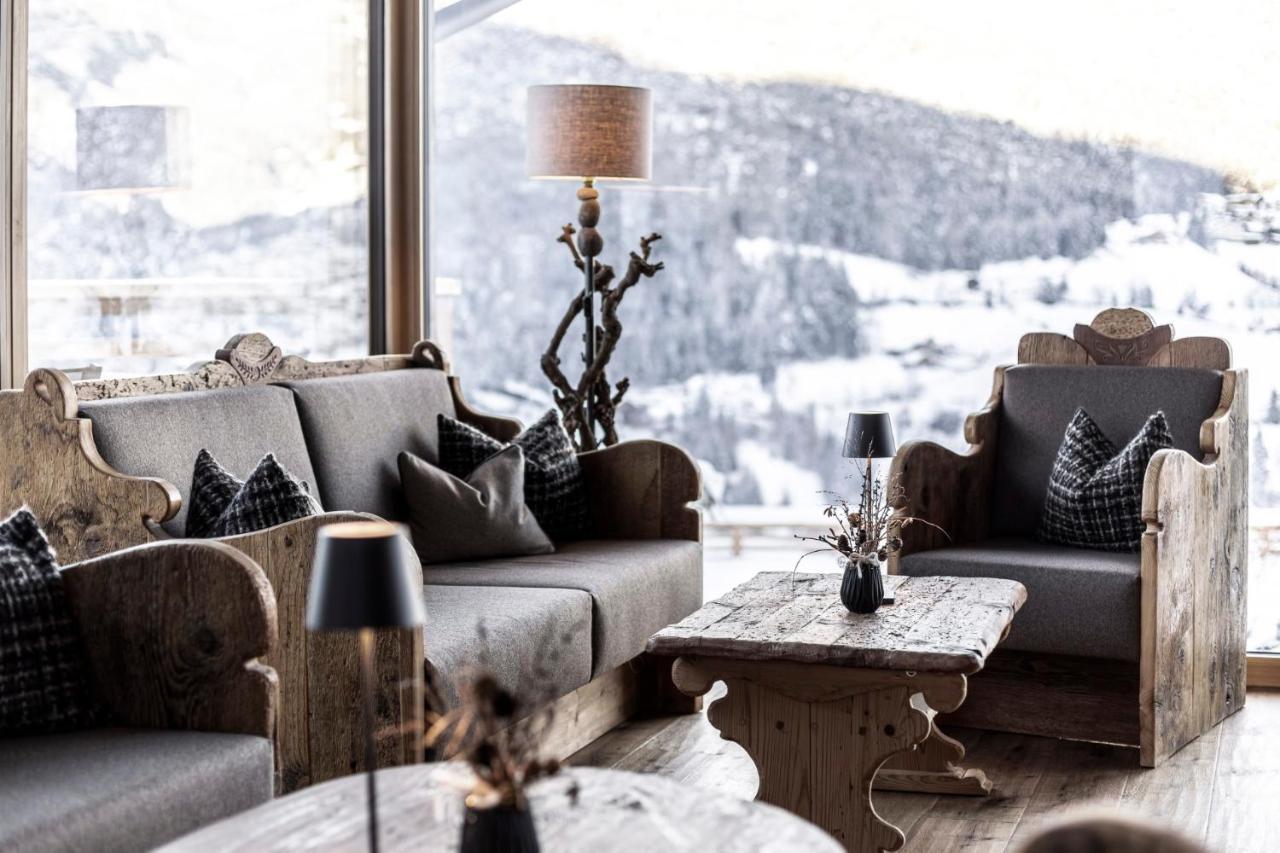 Hotel Niblea Dolomites Ortisei Esterno foto