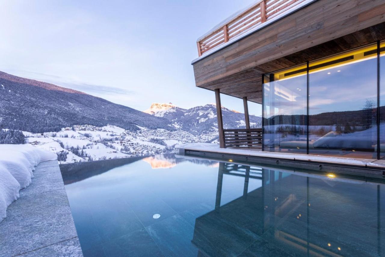 Hotel Niblea Dolomites Ortisei Esterno foto