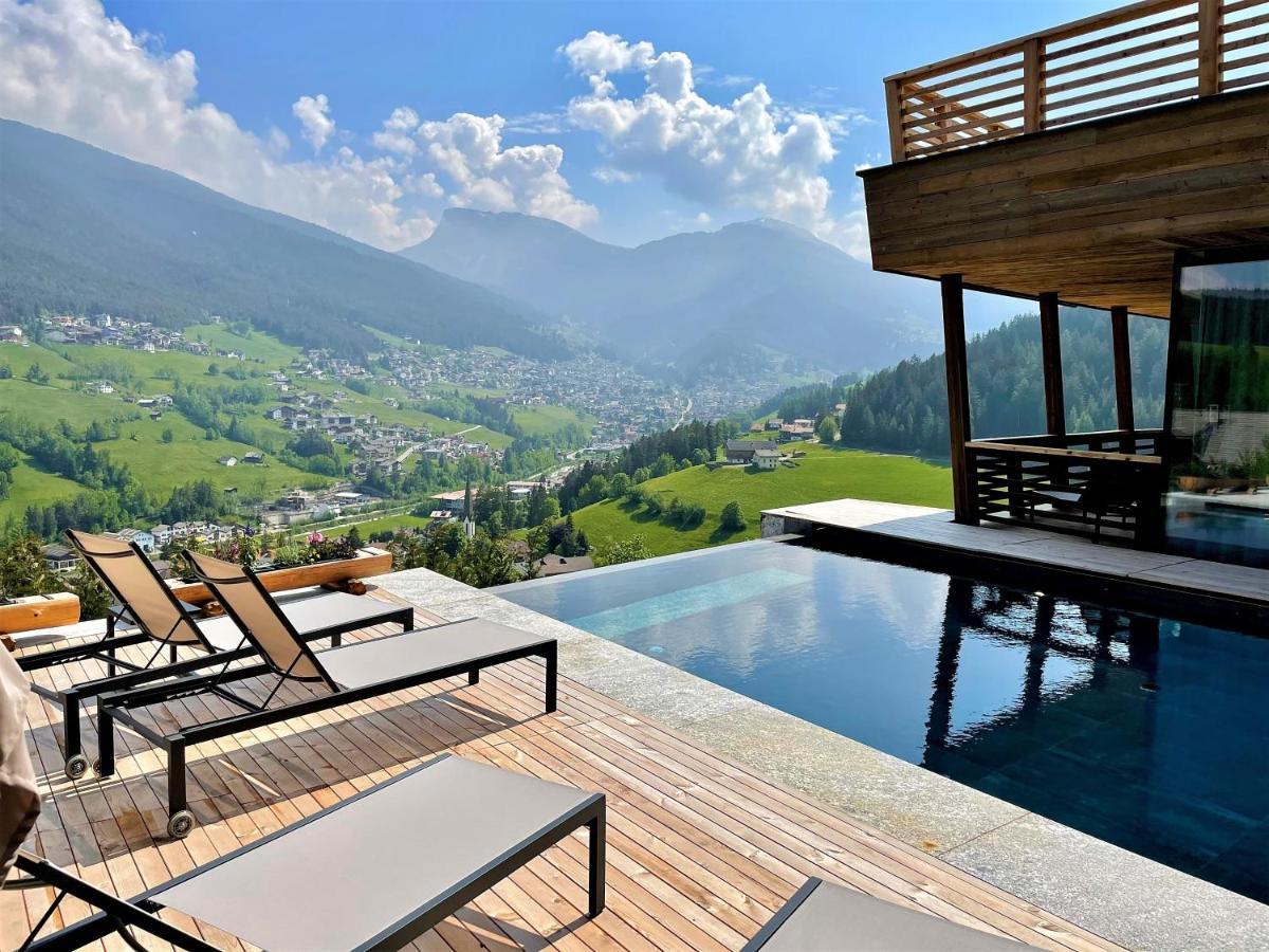 Hotel Niblea Dolomites Ortisei Esterno foto