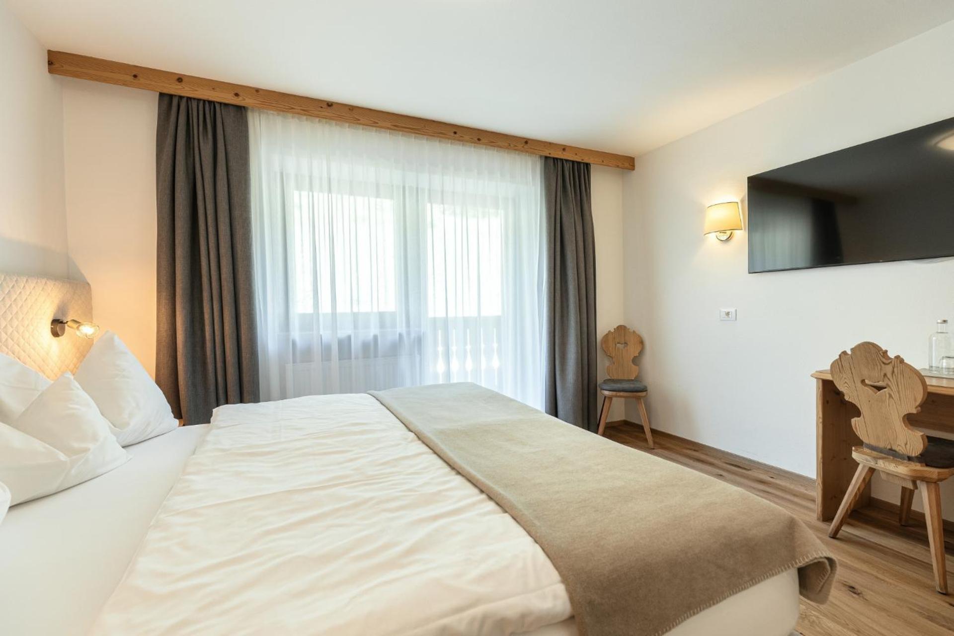 Hotel Niblea Dolomites Ortisei Esterno foto
