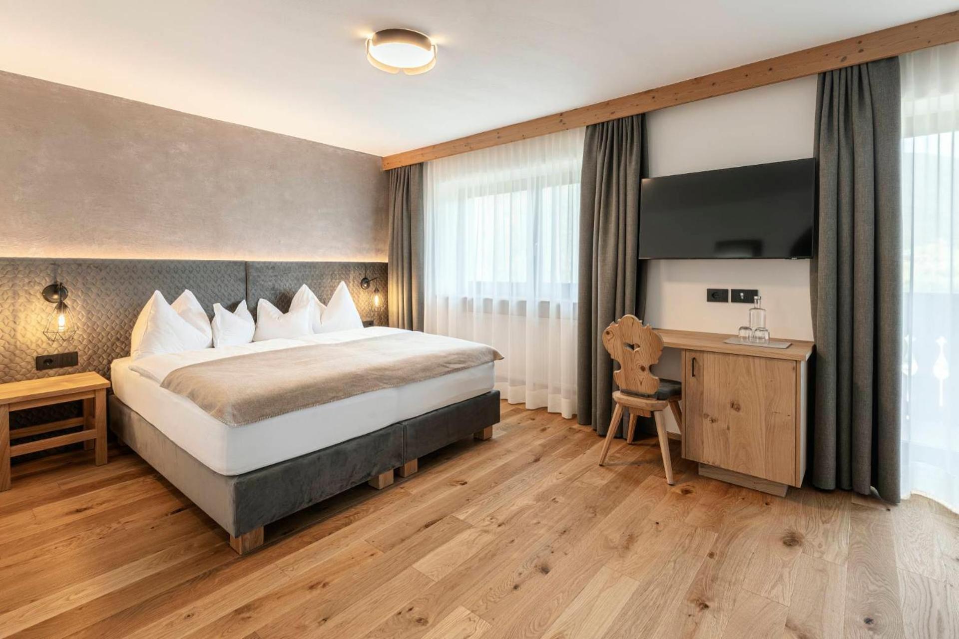 Hotel Niblea Dolomites Ortisei Esterno foto